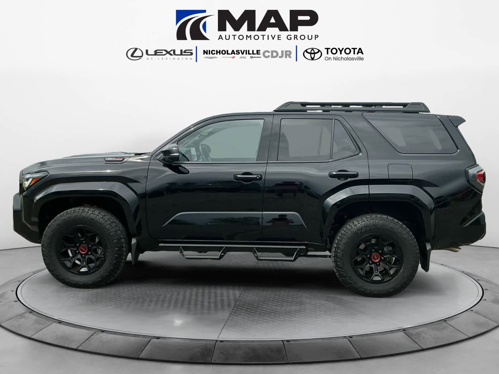 Used 2025 Toyota 4Runner TRD Pro AWD/4WD image 2