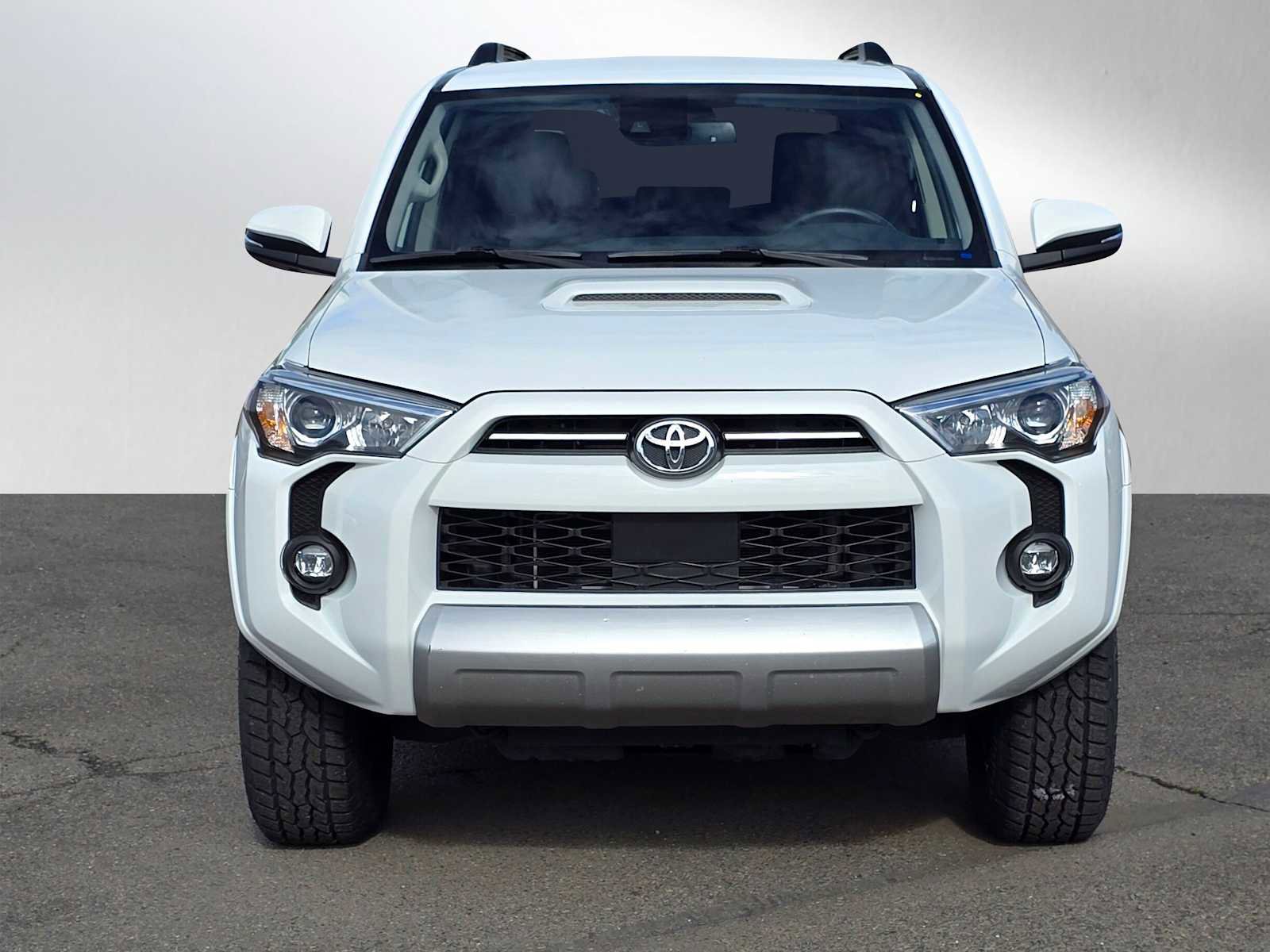 Certified 2024 Toyota 4Runner TRD Off-Road Premium image 10