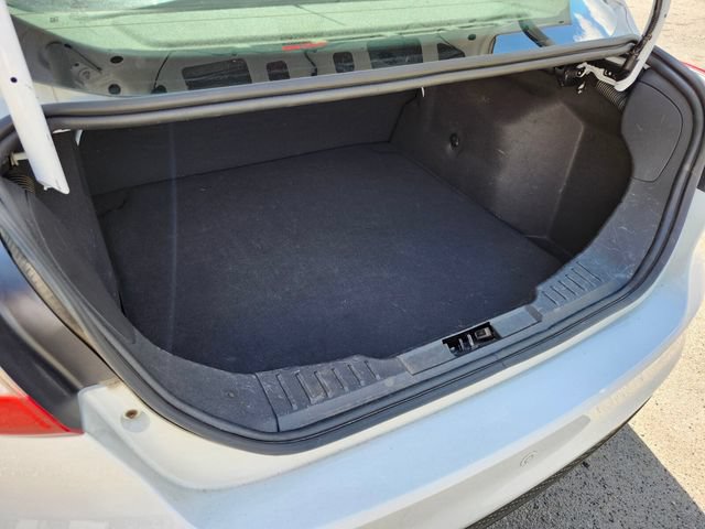 Used 2014 Ford Focus SE FWD image 17