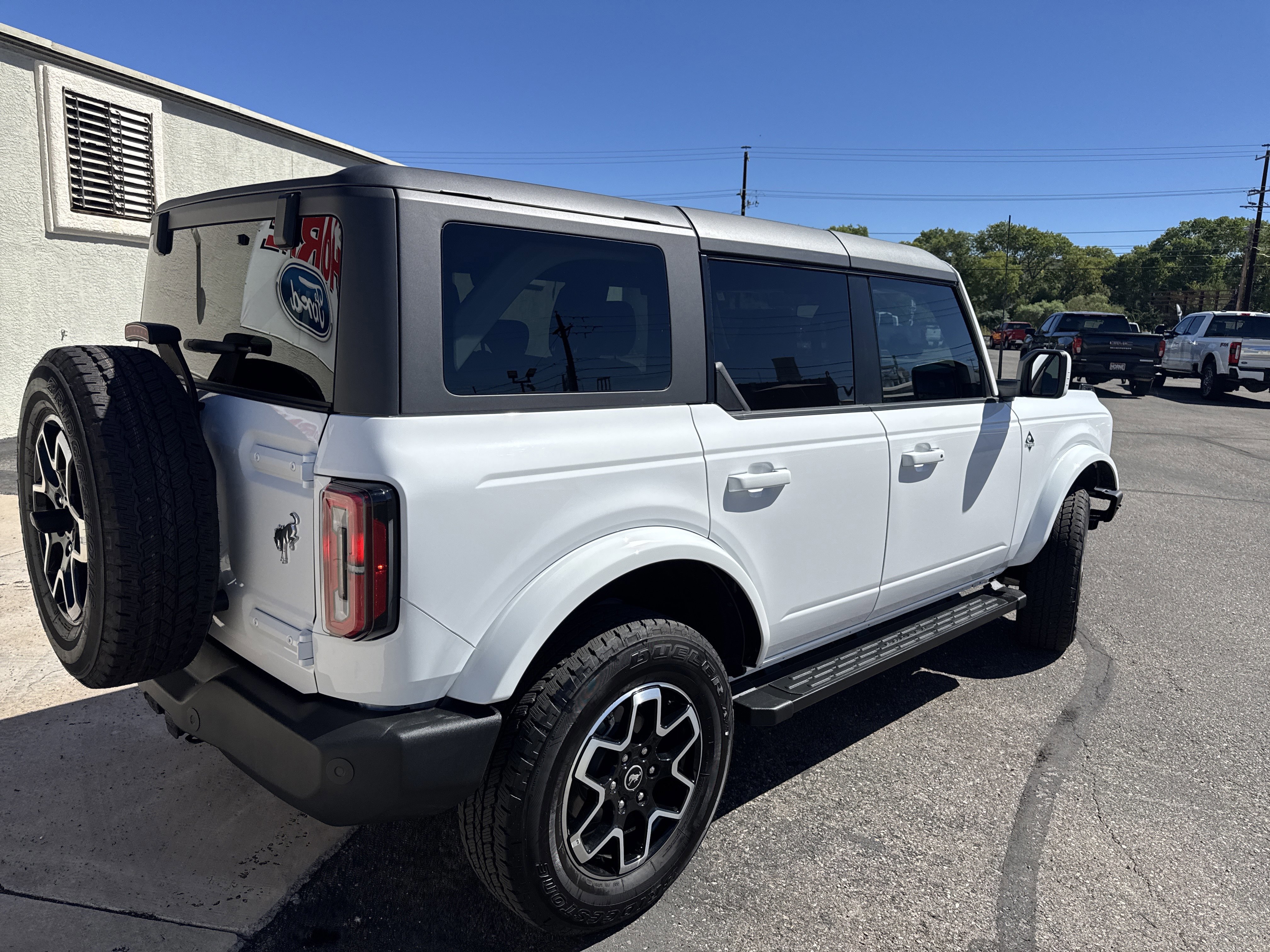 Used 2024 Ford Bronco Outer Banks image 7