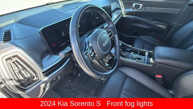 Used 2024 Kia Sorento S image 10