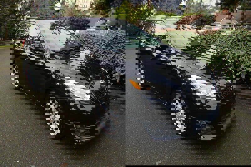 Used 2009 Toyota Matrix S image 2