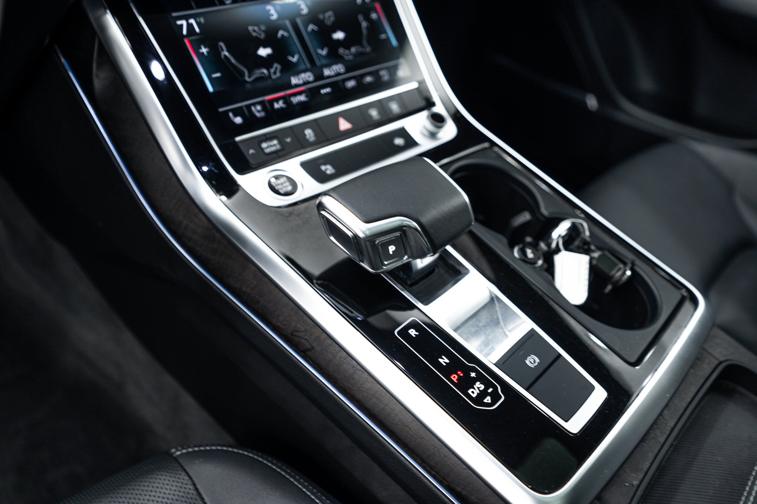 Certified 2022 Audi Q8 Premium Plus AWD/4WD image 12