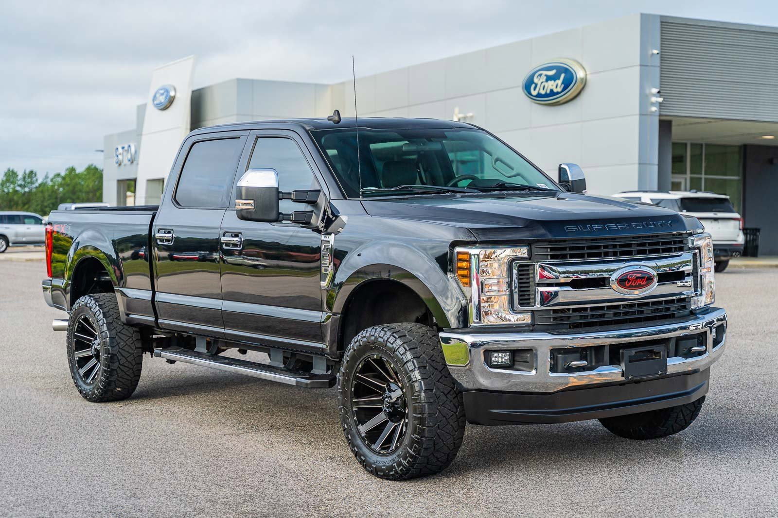 Certified 2019 Ford F250 XLT w/ XLT Premium Package