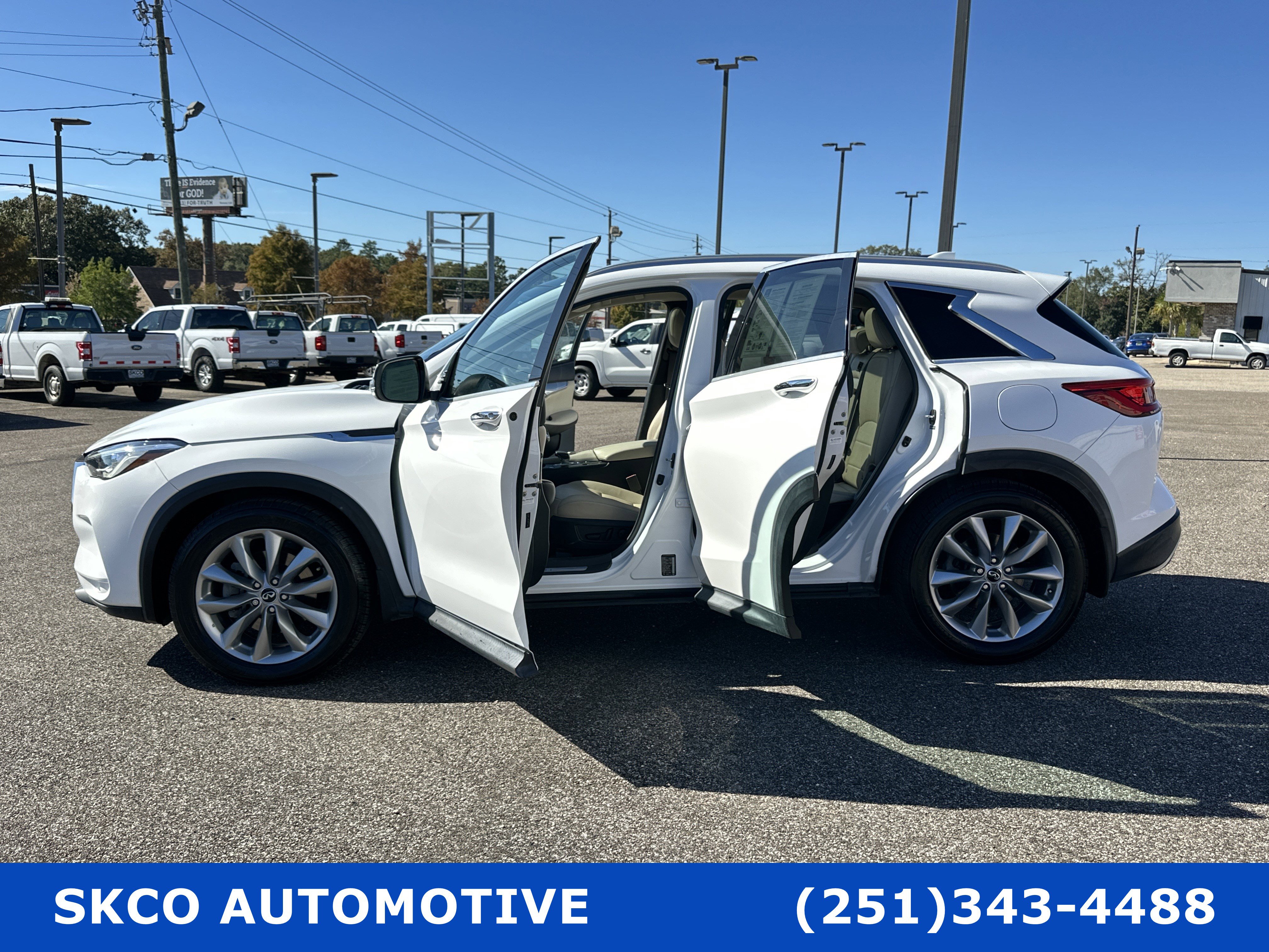 Used 2019 INFINITI QX50 Luxe w/ Navigation Package image 31