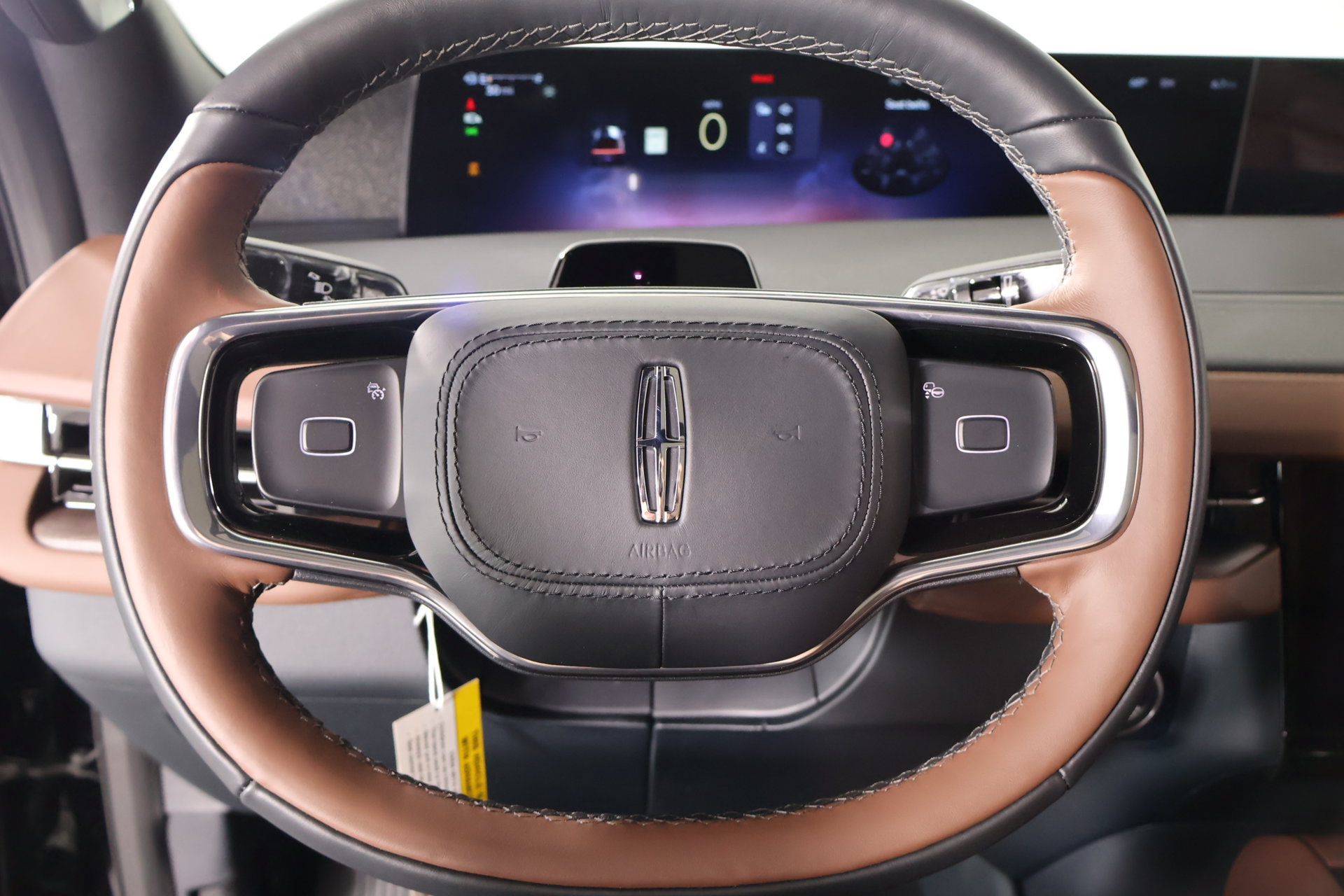 New 2026 Lincoln Navigator L Reserve AWD/4WD image 3