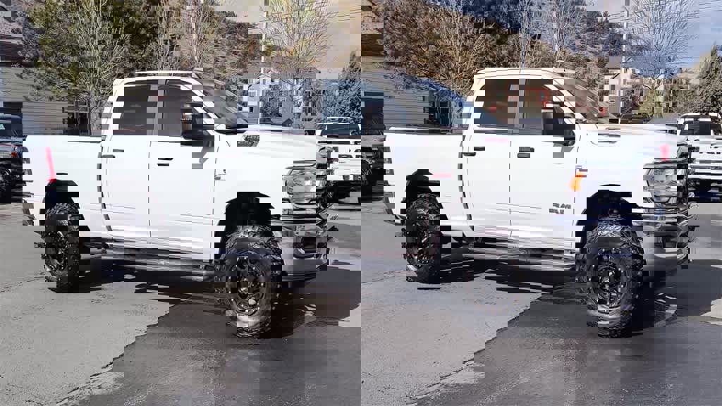 Used 2024 RAM 2500 Big Horn image 2