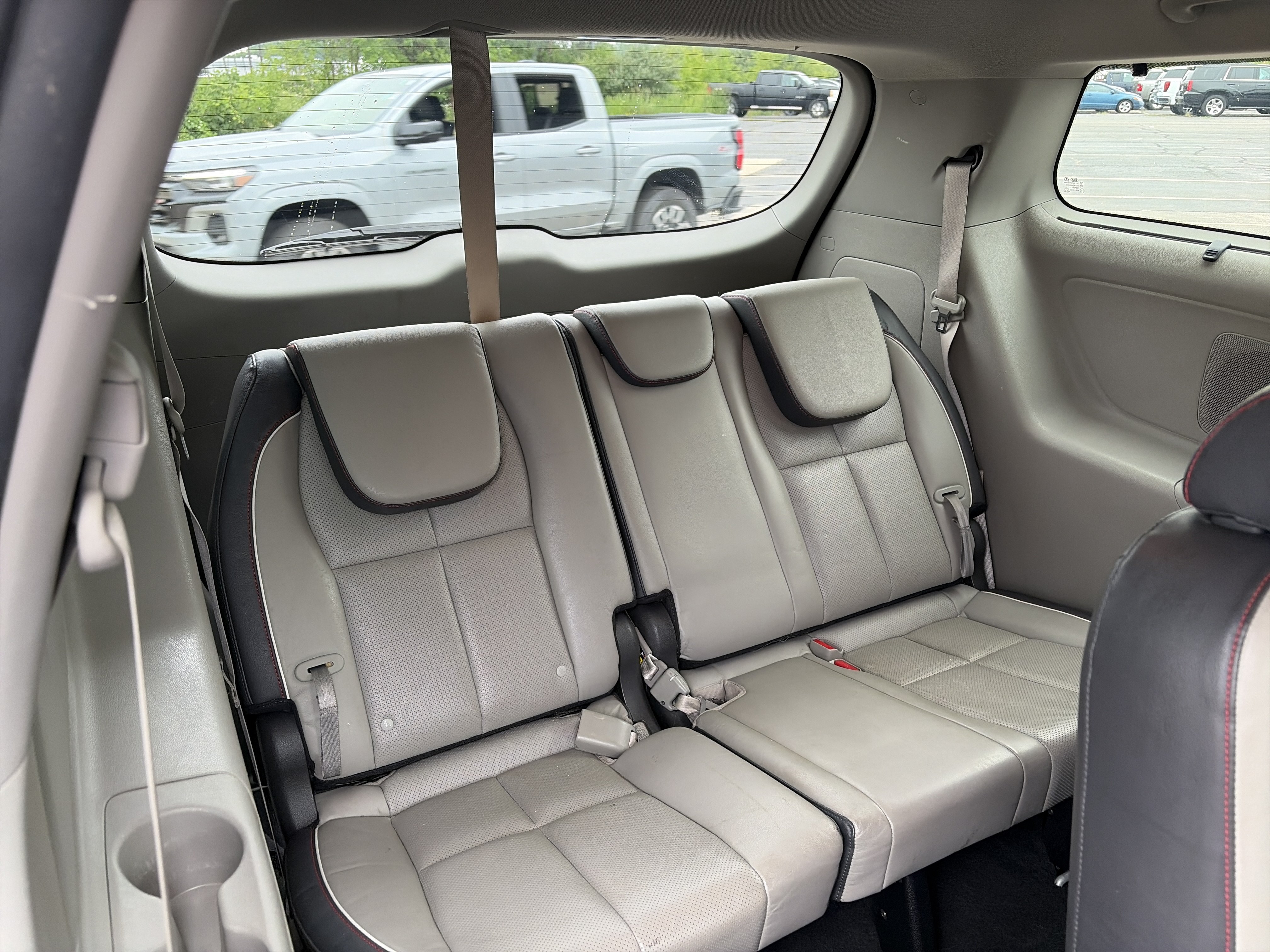 Used 2017 Kia Sedona LX w/ LX Essentials Premium Package FWD image 15