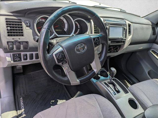Used 2015 Toyota Tacoma PreRunner w/ SR5 Package RWD image 9