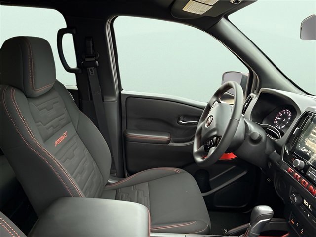 Used 2025 Nissan Frontier Pro-X w/ Pro Convenience Package image 11