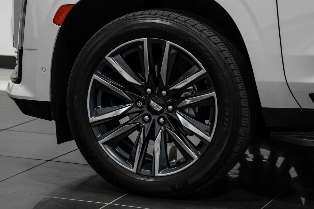 Used 2021 Cadillac Escalade Sport RWD image 50