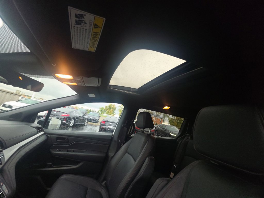 Used 2025 Honda Odyssey Sport-L image 14