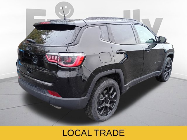 Used 2022 Jeep Compass Latitude w/ Convenience Group AWD/4WD image 5