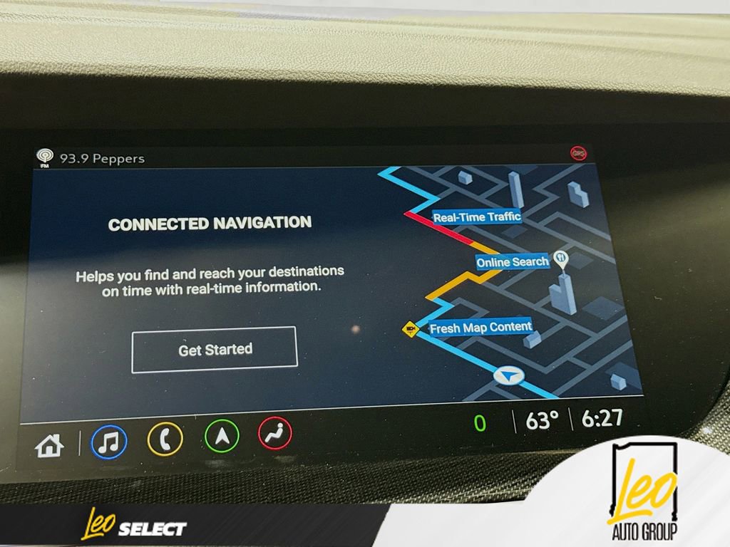 Used 2023 Buick Envision Essence w/ Technology Package I AWD/4WD image 15