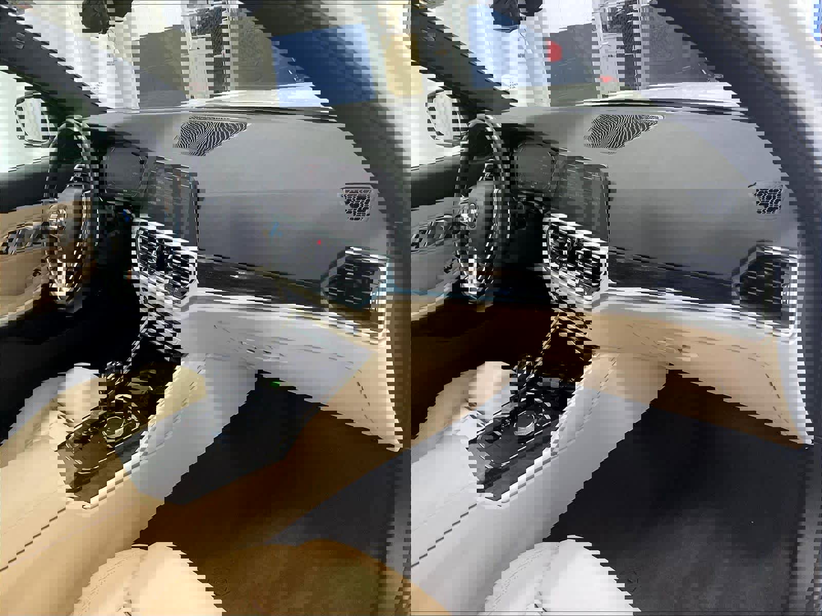 Used 2019 BMW 330i xDrive Sedan w/ Premium Package image 14