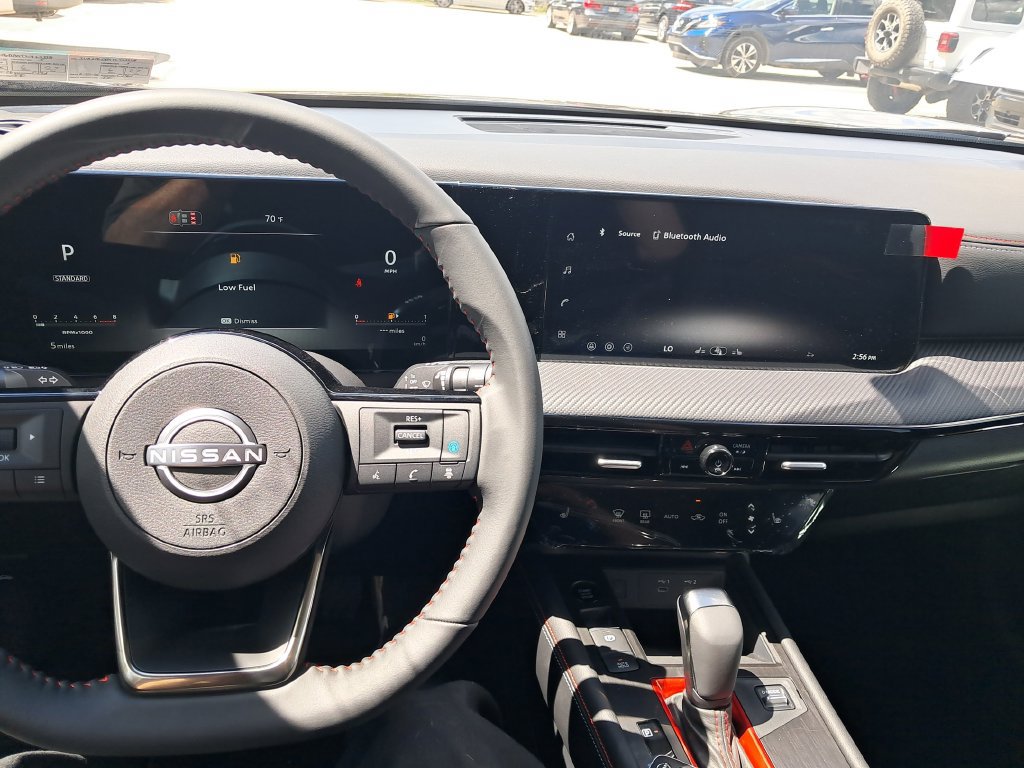 New 2026 Nissan Kicks SR w/ Cold Weather Package AWD/4WD image 13