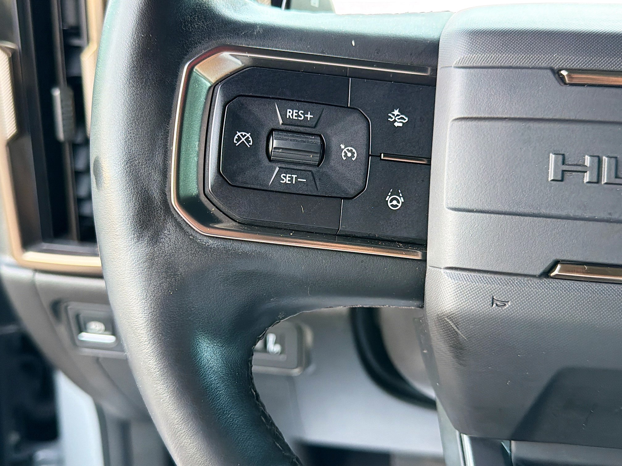 Used 2025 GMC Hummer EV 3X w/ Extreme Off-Road Package AWD/4WD image 37