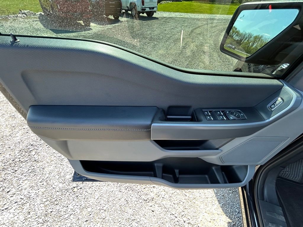 Used 2022 Ford F150 XLT w/ Trailer Tow Package AWD/4WD image 8