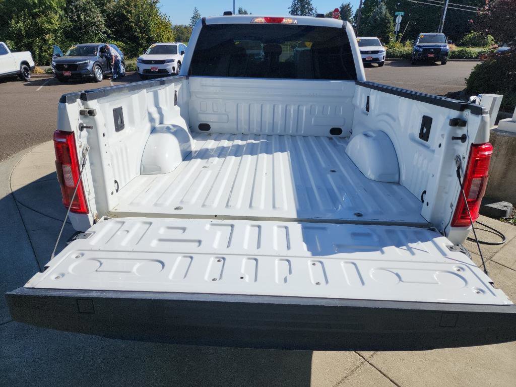 Used 2021 Ford F150 XLT image 6