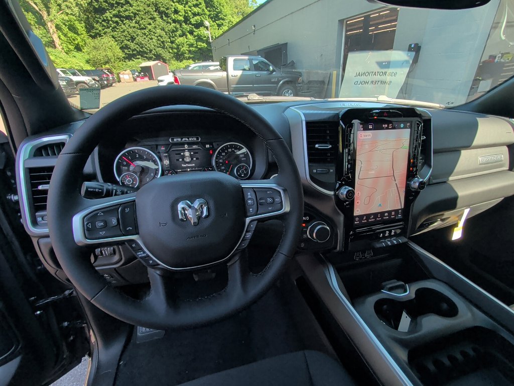New 2026 RAM 1500 Big Horn AWD/4WD image 12