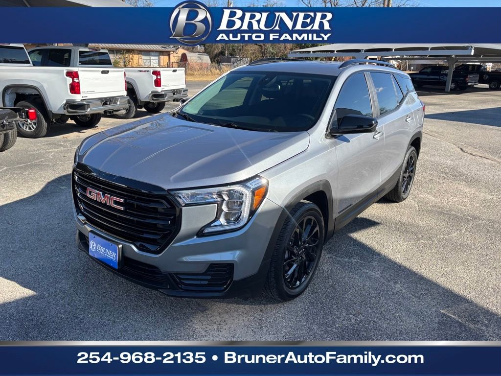 Used 2024 GMC Terrain SLE w/ Driver Convenience Package