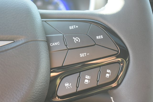 New 2027 Chrysler Pacifica Limited w/ Family Tech Group FWD image 24