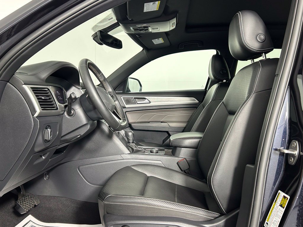 Used 2023 Volkswagen Atlas Cross Sport SE w/ Panoramic Sunroof Package AWD/4WD image 30