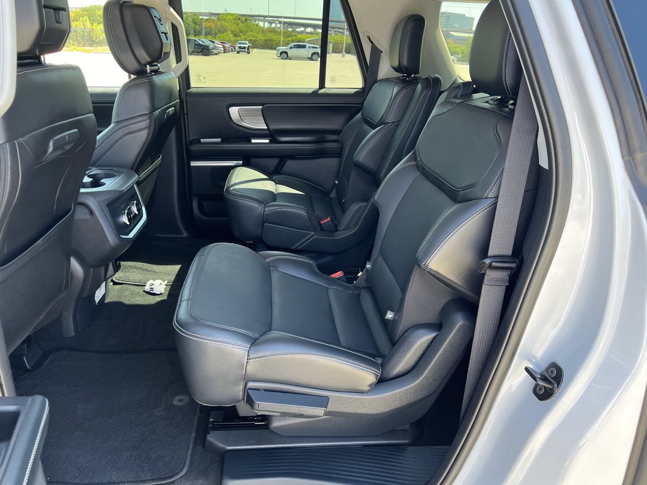 Used 2026 Ford Expedition Max Platinum AWD/4WD image 9