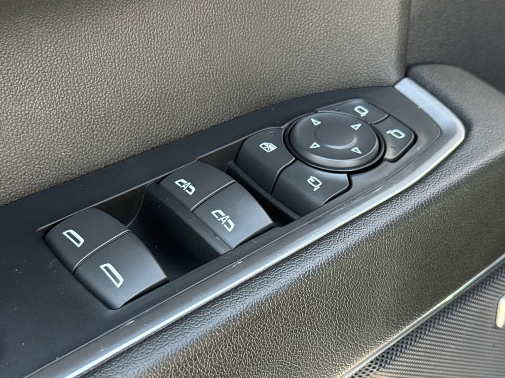 Used 2024 Chevrolet Silverado 1500 LTZ w/ Z71 Off-Road Package AWD/4WD image 19