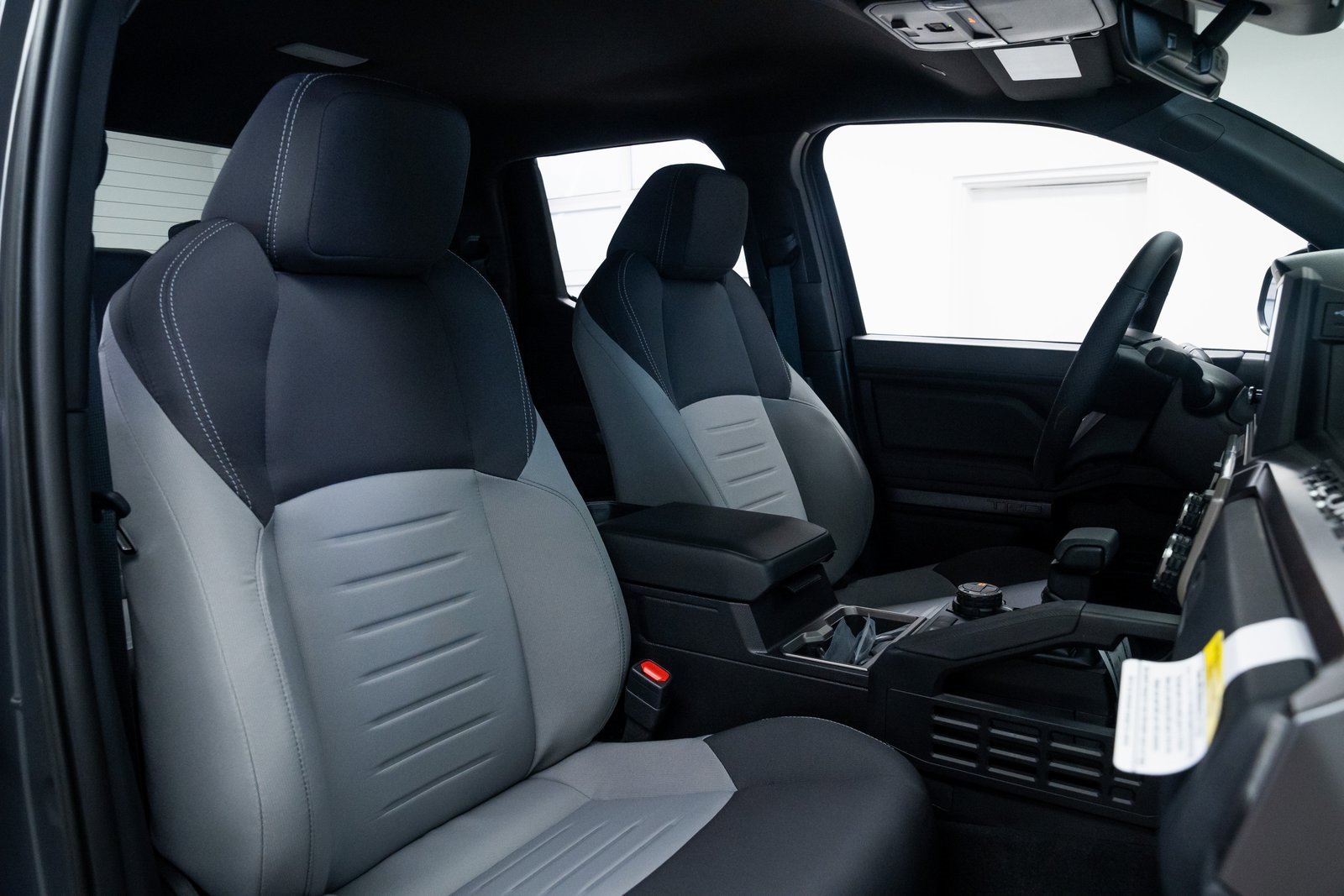 Used 2025 Toyota Tacoma TRD Off-Road image 23