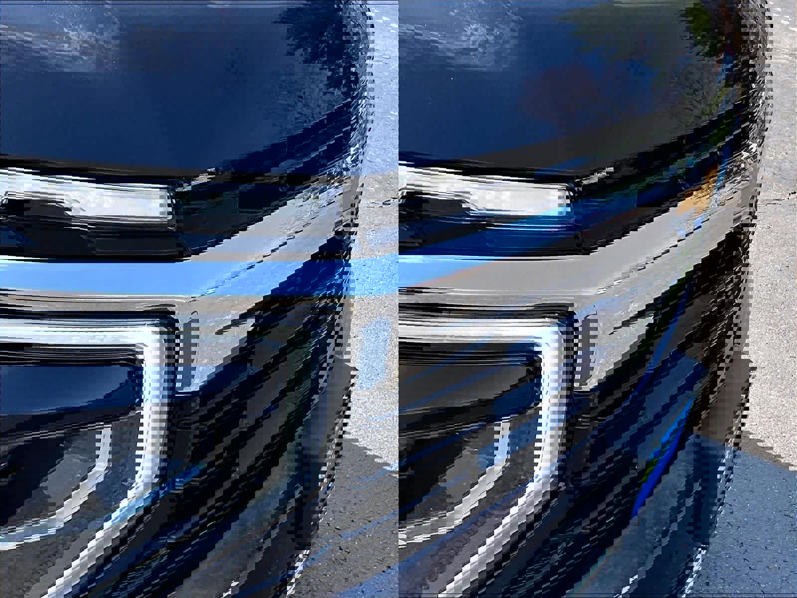 Used 2025 Chevrolet Tahoe LS image 32