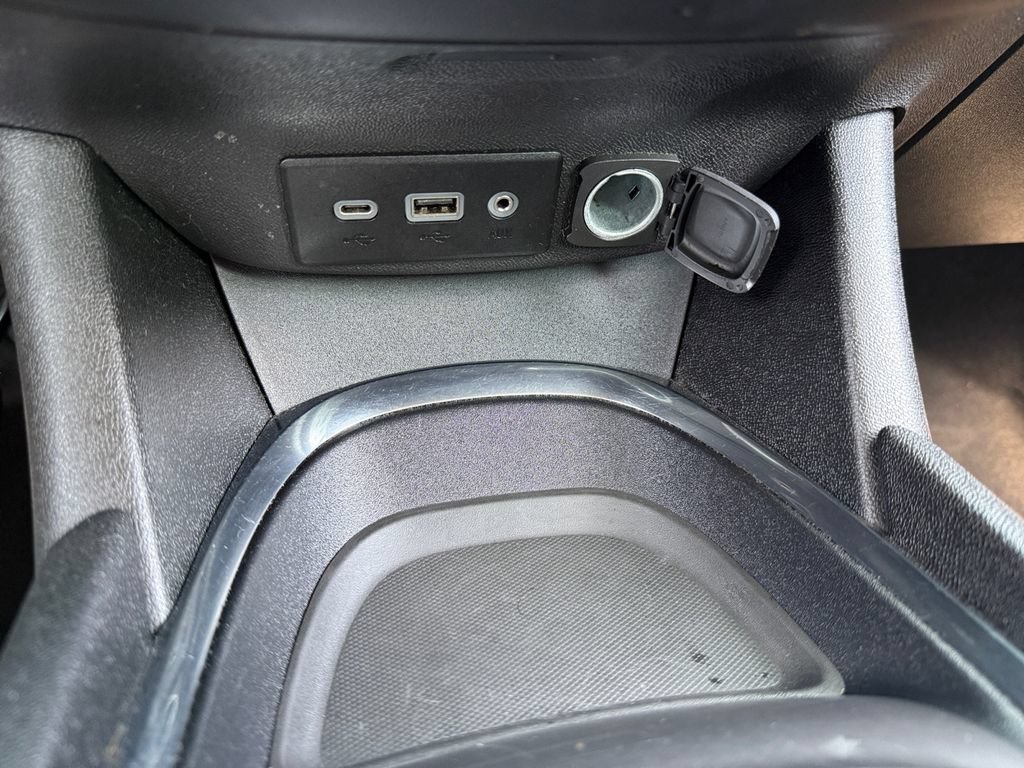 Used 2024 Chevrolet Malibu LT FWD image 33
