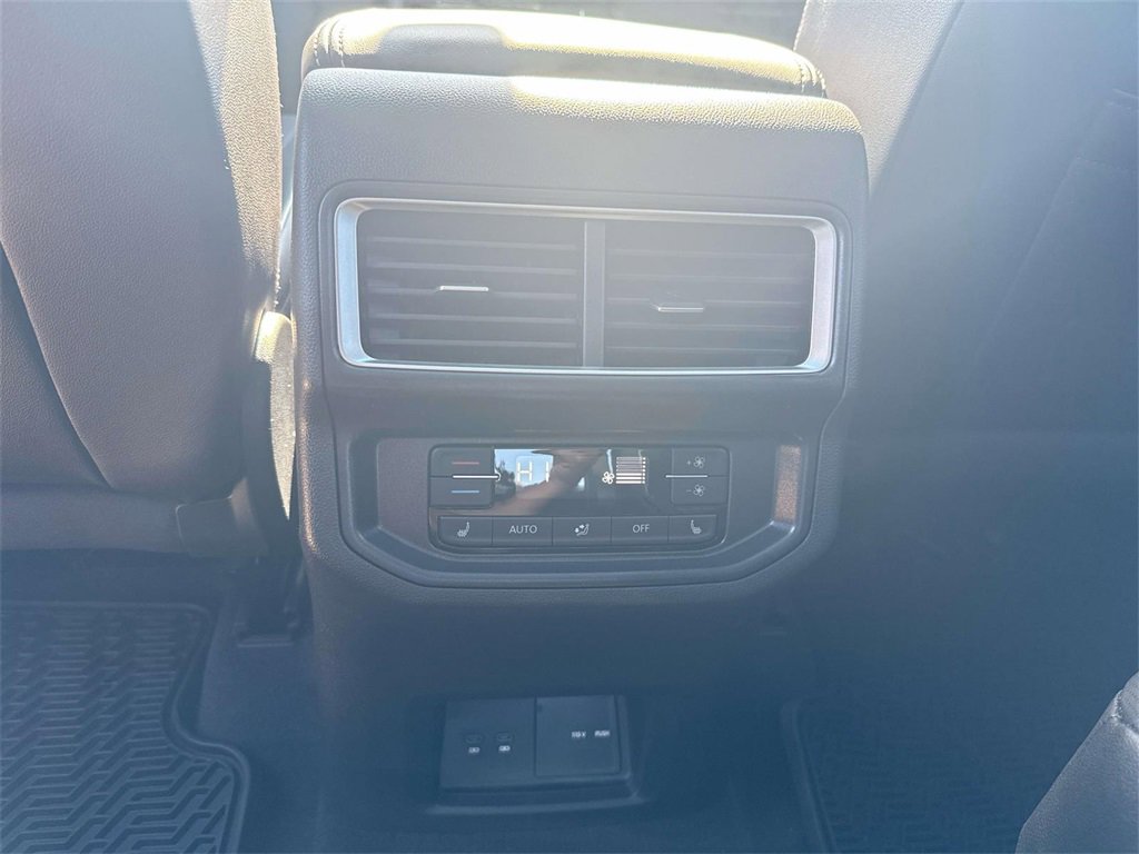 New 2026 Volkswagen Atlas SEL Premium R-Line image 17