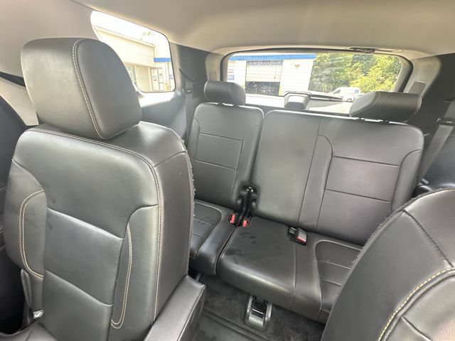 Used 2020 Chevrolet Traverse RS w/ LPO, Floor Liner Package AWD/4WD image 28