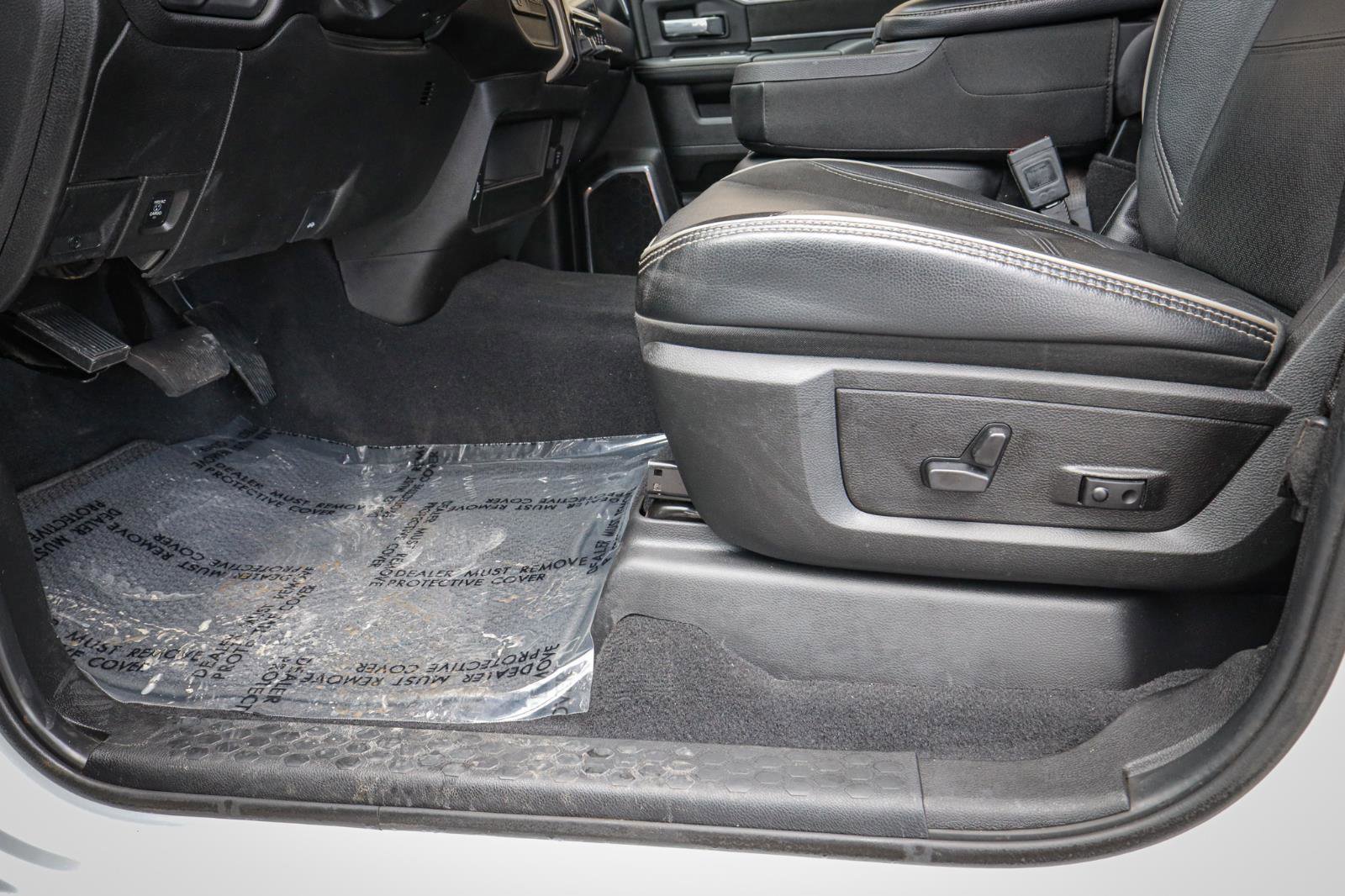 Used 2024 RAM 2500 Laramie image 14