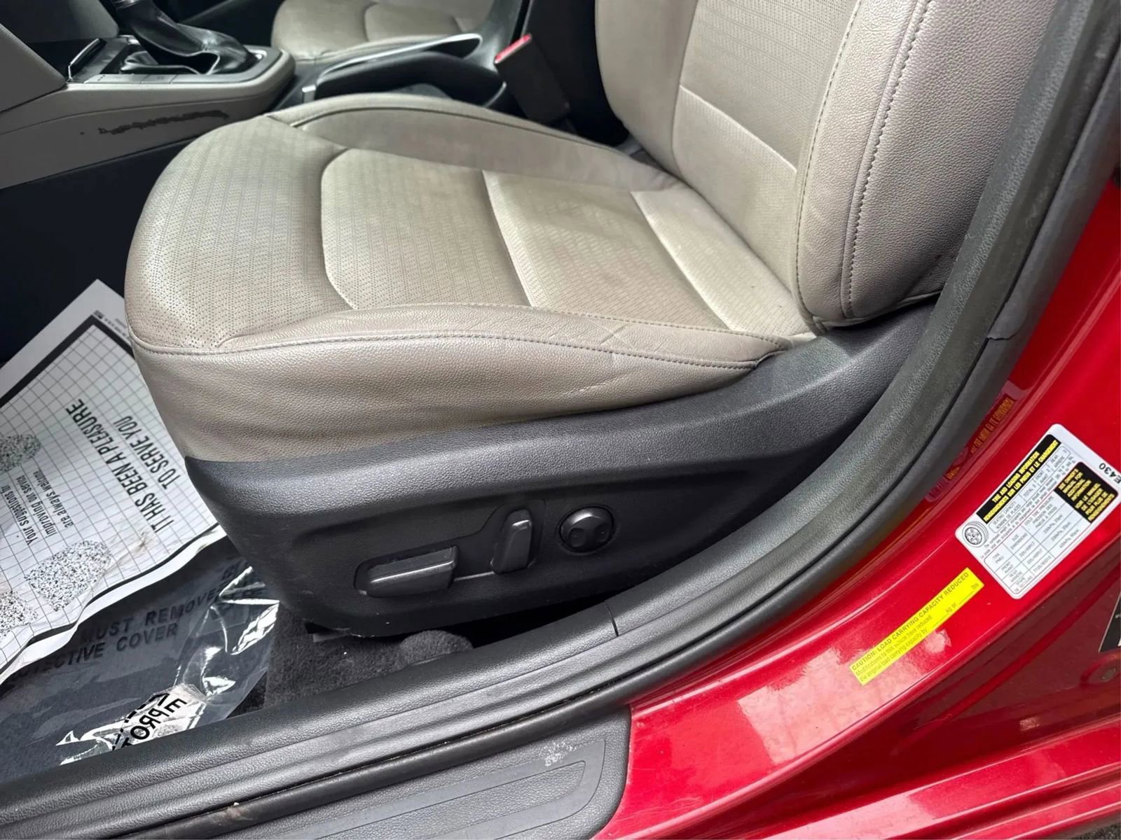 Used 2017 Hyundai Elantra Limited w/ Limited Tech Package 04 FWD image 18