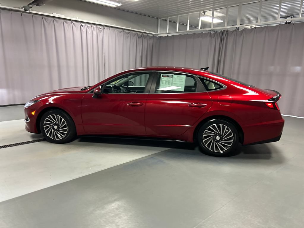 Used 2023 Hyundai Sonata SEL FWD image 4