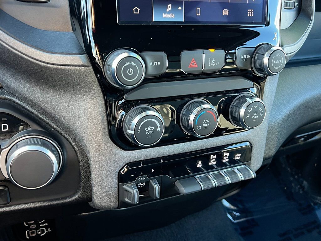 Used 2025 RAM 1500 Tradesman image 28