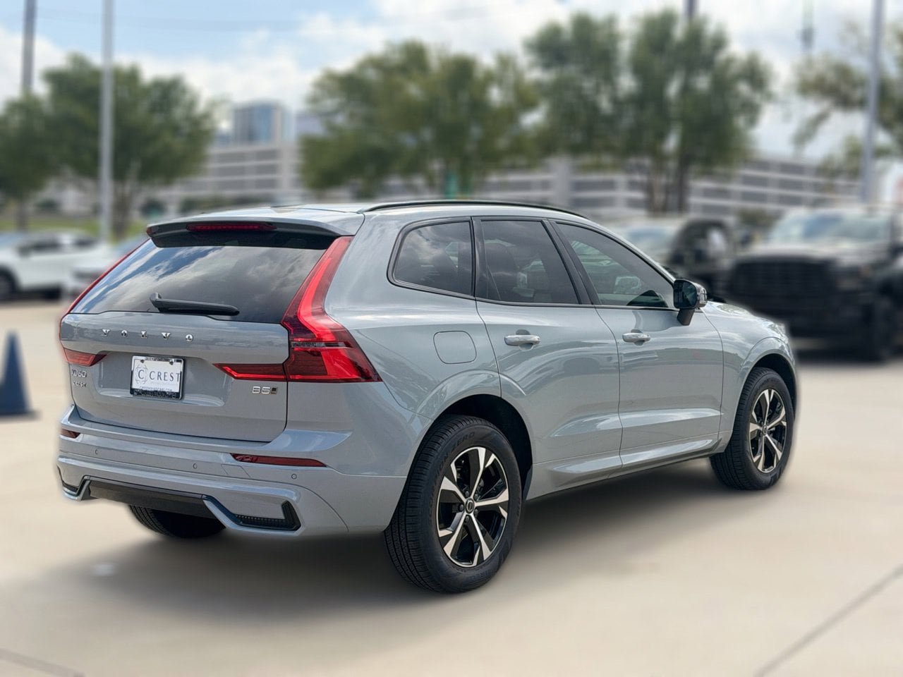 New 2026 Volvo XC60 B5 Core AWD/4WD image 6