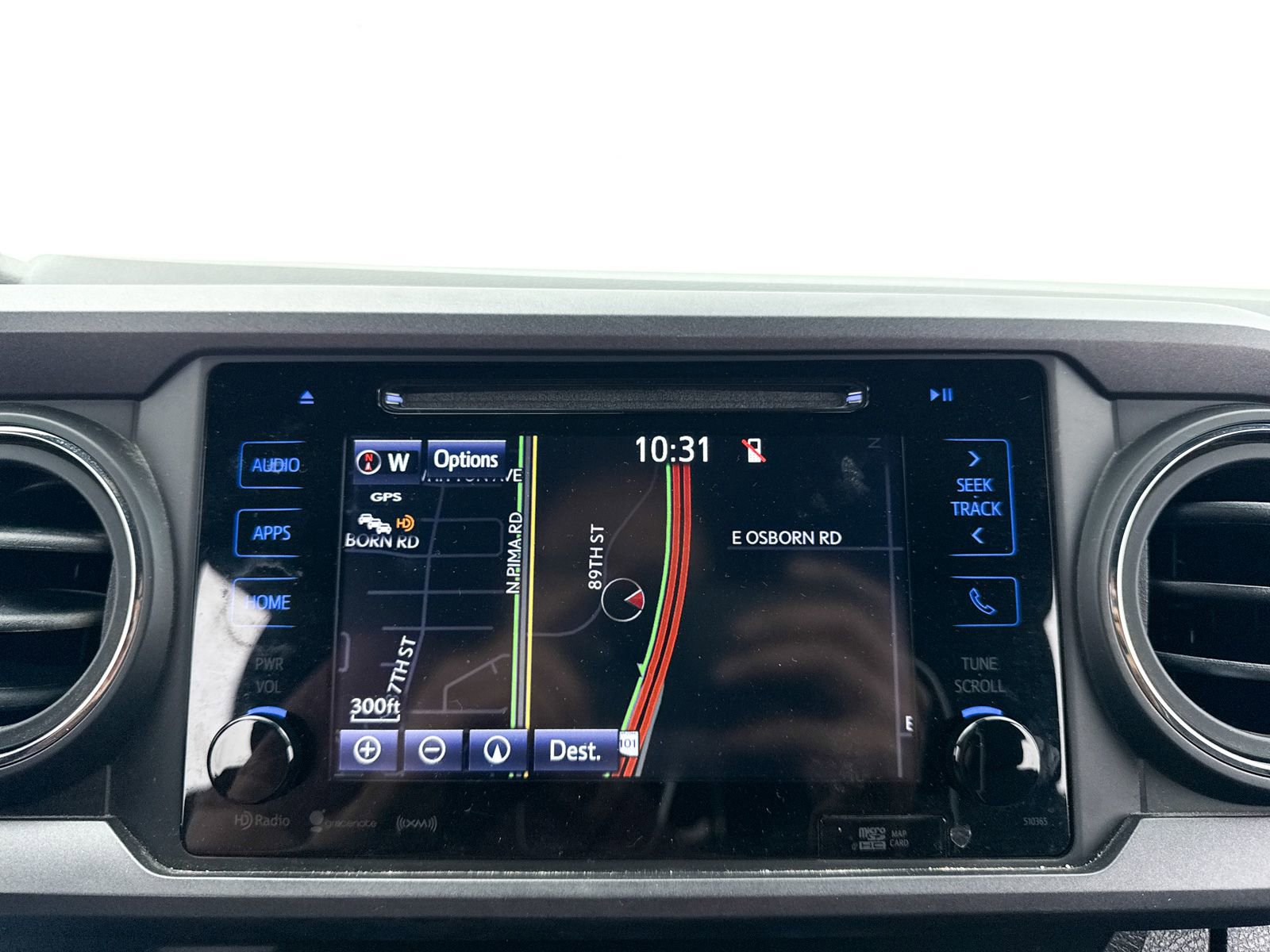 Used 2019 Toyota Tacoma TRD Off-Road w/ Technology Package AWD/4WD image 4