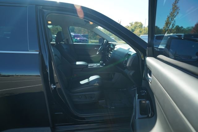 Used 2023 Nissan Pathfinder SL image 20