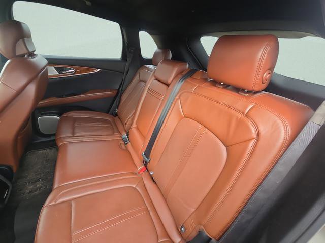 Used 2016 Lincoln MKX Reserve w/ Luxury Package image 39