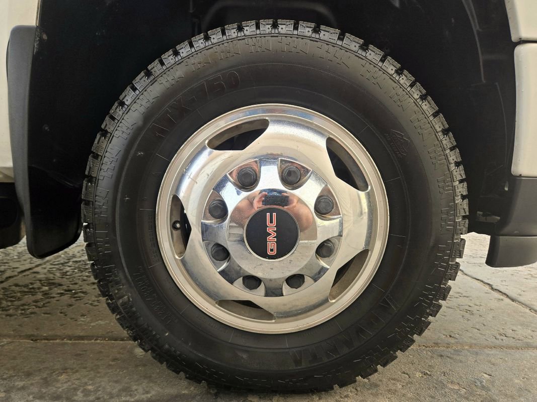 Used 2013 GMC Sierra 3500 Denali image 20