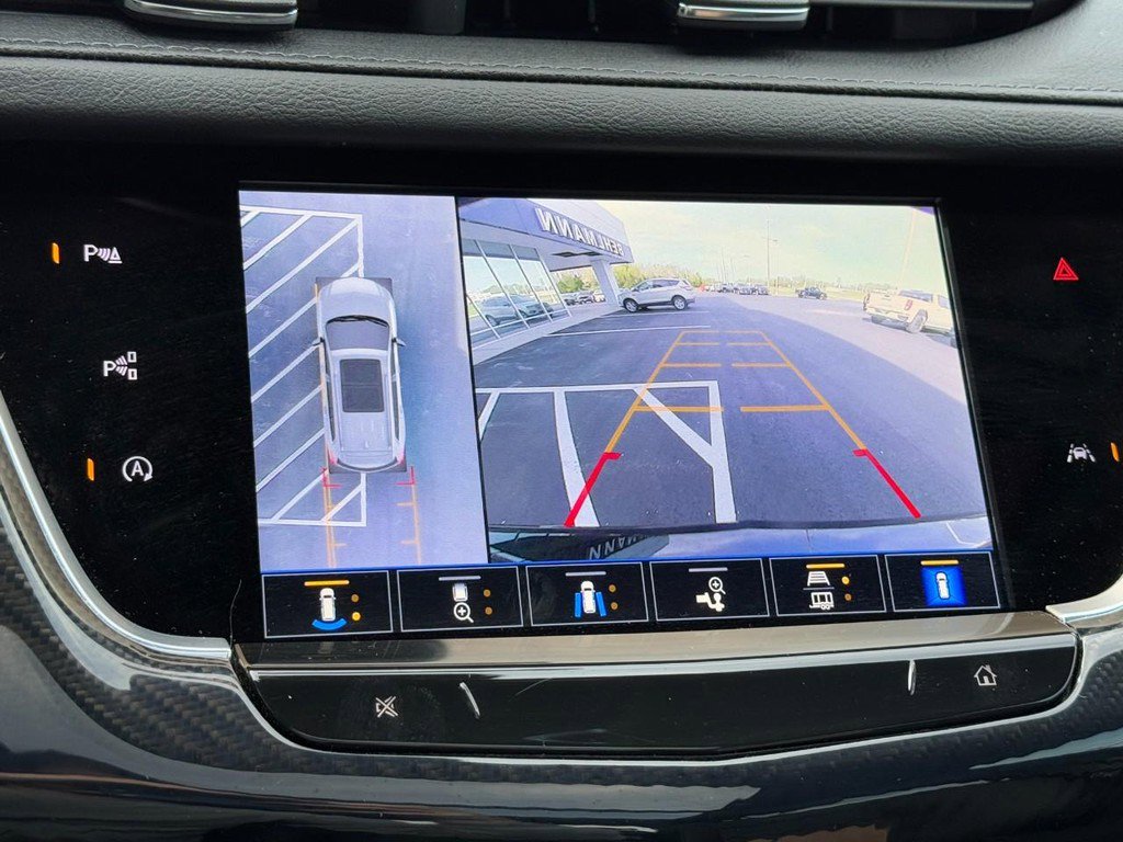 Used 2024 Cadillac XT6 Sport w/ LPO, Onyx Lite Package AWD/4WD image 27