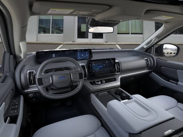New 2026 Ford Expedition Max Platinum w/ Driver's Package AWD/4WD image 9