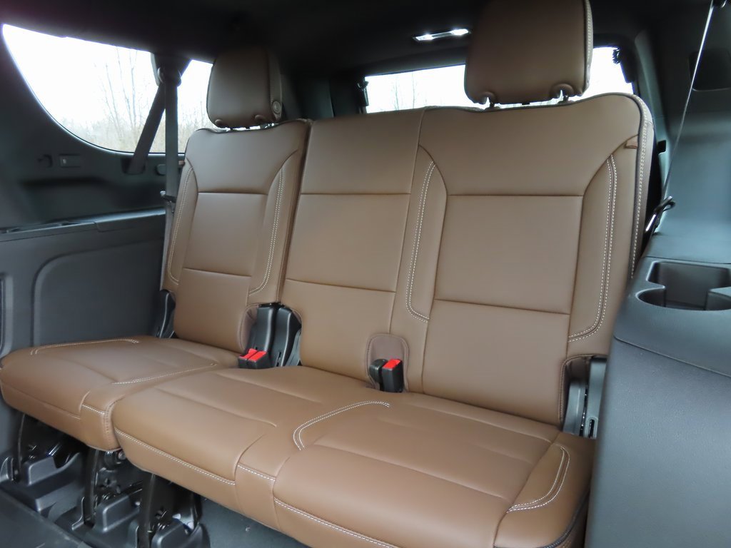 New 2026 Chevrolet Suburban High Country image 24