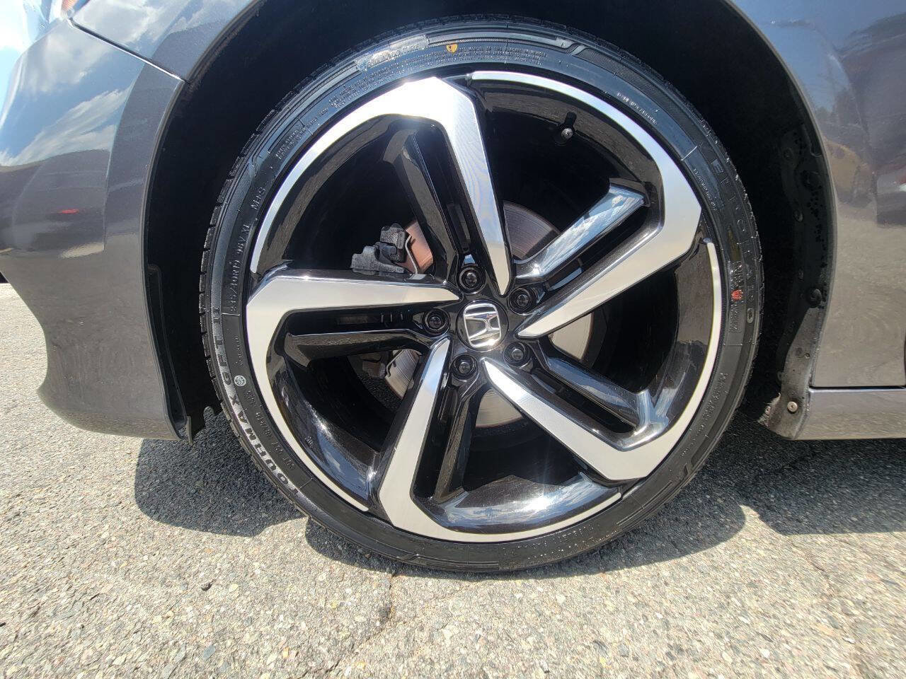 Used 2019 Honda Accord Sport image 28