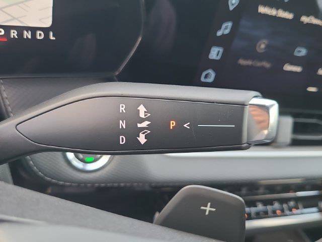 New 2027 Chevrolet Equinox LT FWD image 34