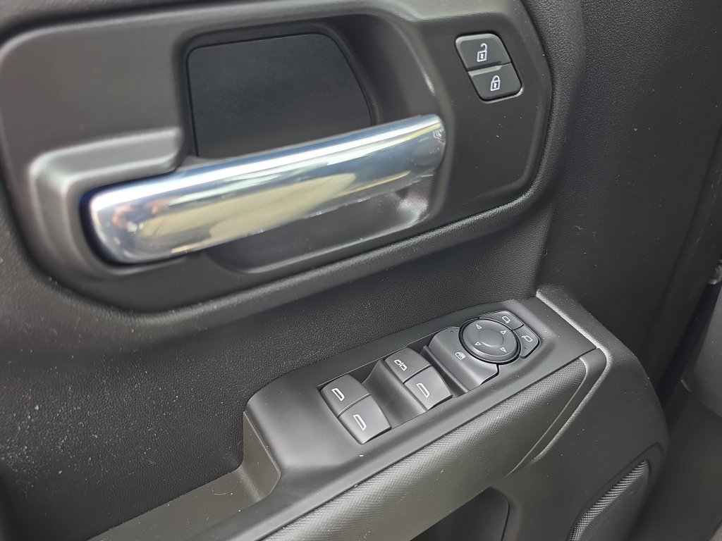 Used 2023 Chevrolet Silverado 1500 Custom RWD image 35