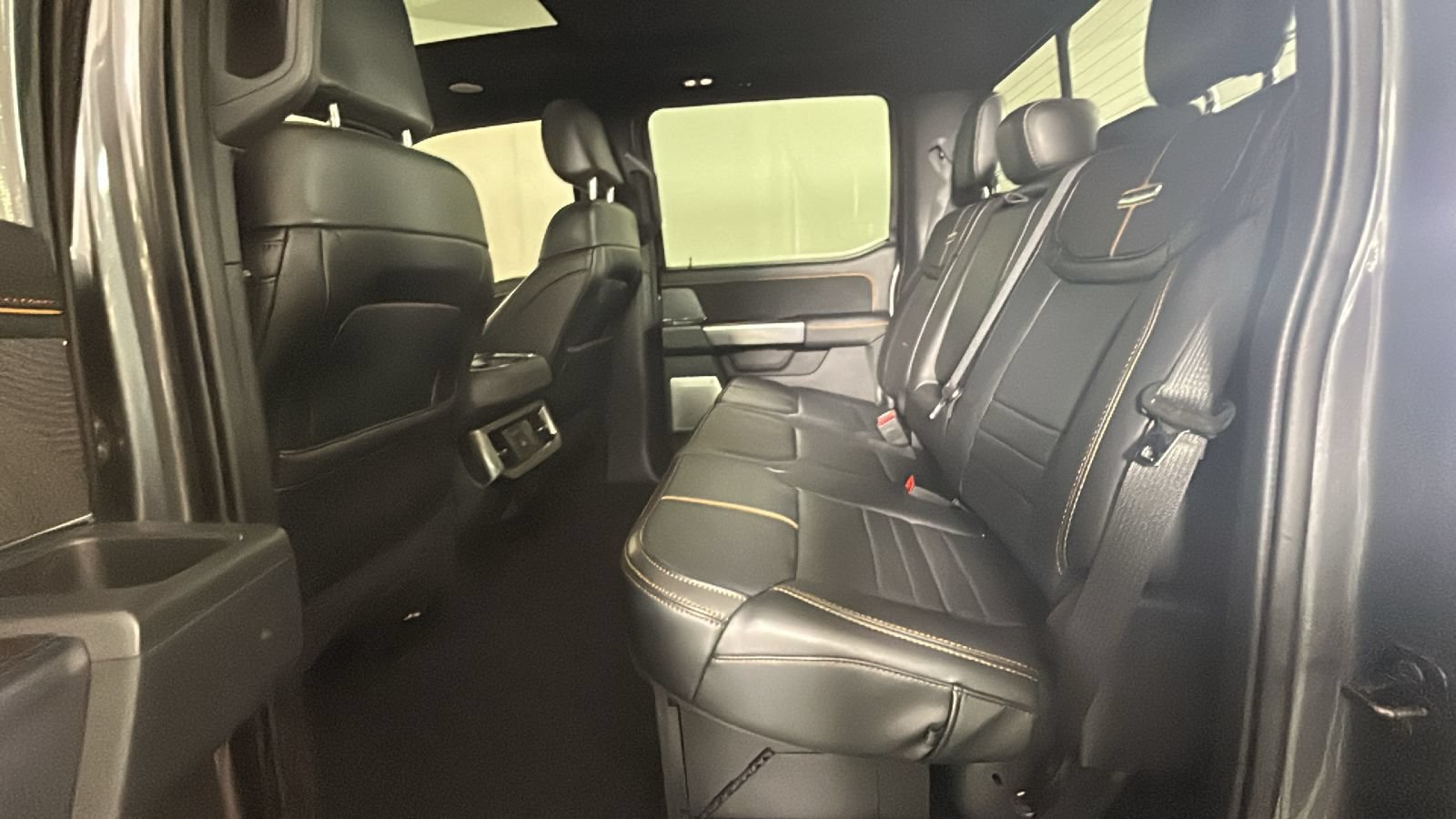 Used 2024 Ford F250 Platinum AWD/4WD image 31